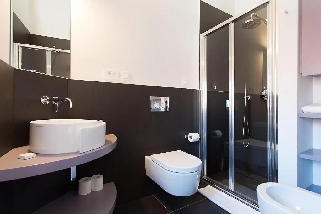 Apartament Top floor2 beds w/sea wiew Cannes Francja